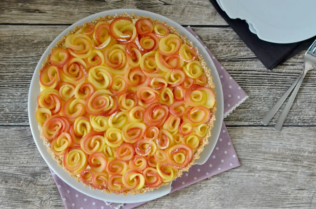 MY APPLE ROSE TART IN CAKE & BAKE HEAVEN