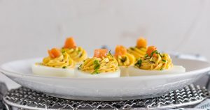 STUFFED EGGS WITH SALMON