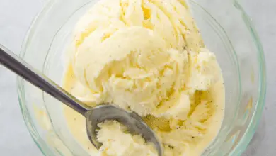How to Make the Perfect Homemade Vanilla Custard Ice Cream