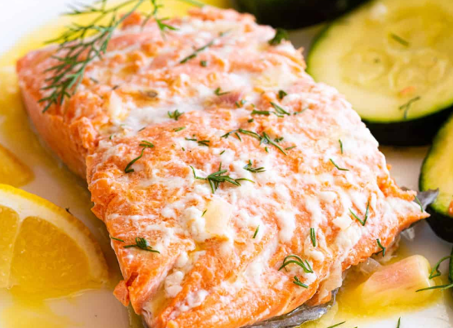 Simple and Delicious Poached Salmon Recipe