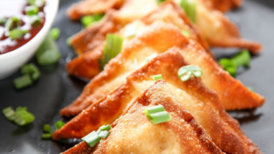 Crispy and Creamy Crab and Cream Cheese Wontons