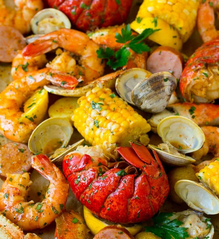 Hearty and Flavorful Crab and Shrimp Boil Recipe