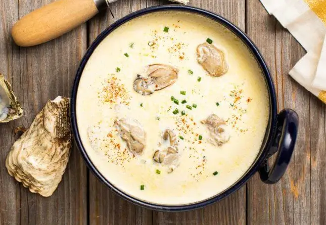 Creamy Oyster Stew Recipe to Satisfy Your Seafood Cravings