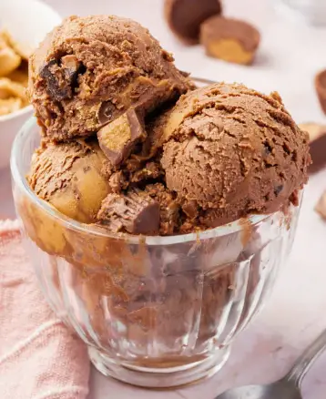 How to Make Deliciously Creamy Chocolate Peanut Butter Ice Cream