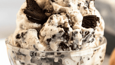 How to Make Perfect Cookies and Cream Ice Cream at Home