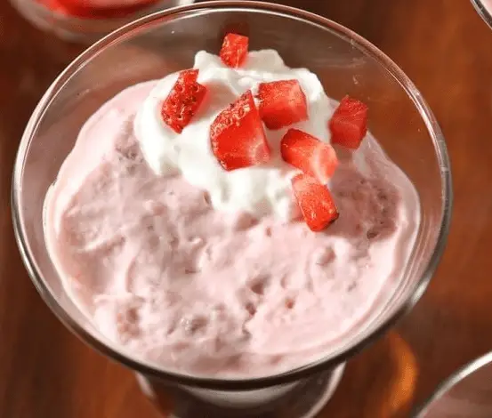 Sweet and Creamy Strawberry Pudding Recipe for a Delicious Dessert